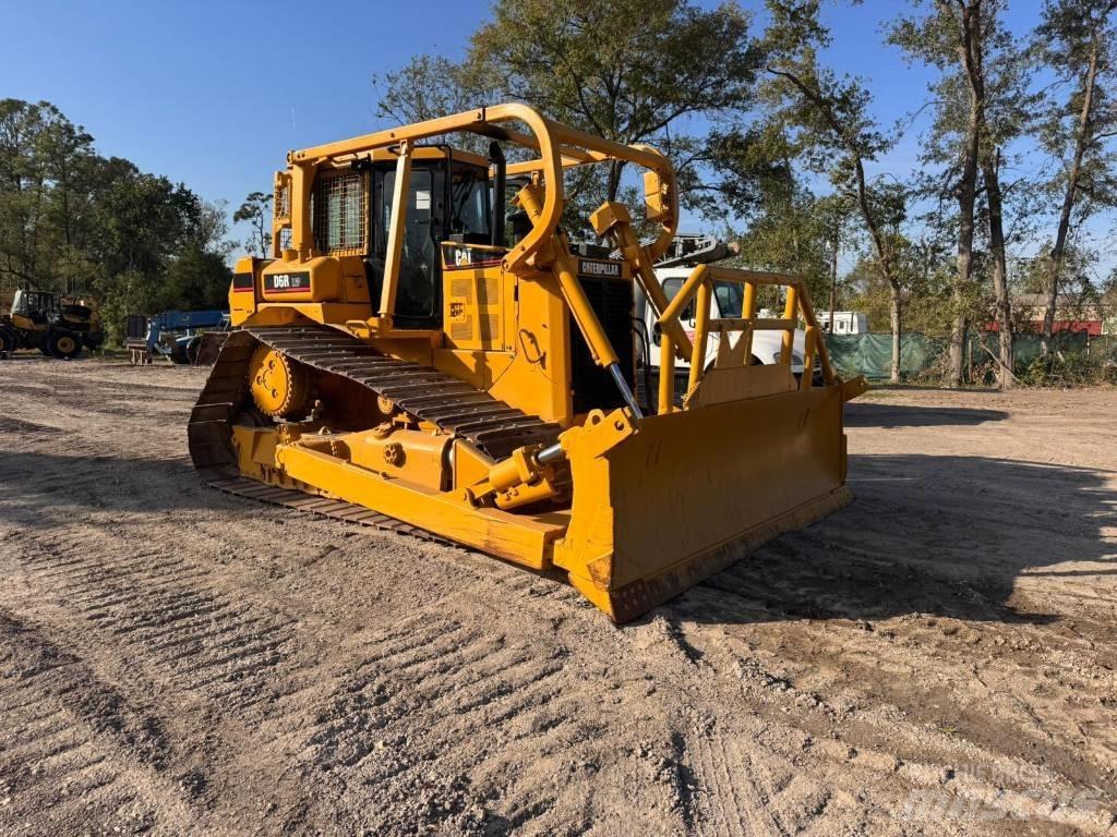 CAT D 6 R LGP II Buldožerji goseničarji