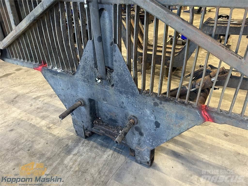 Valmet 890.1 Druge komponente