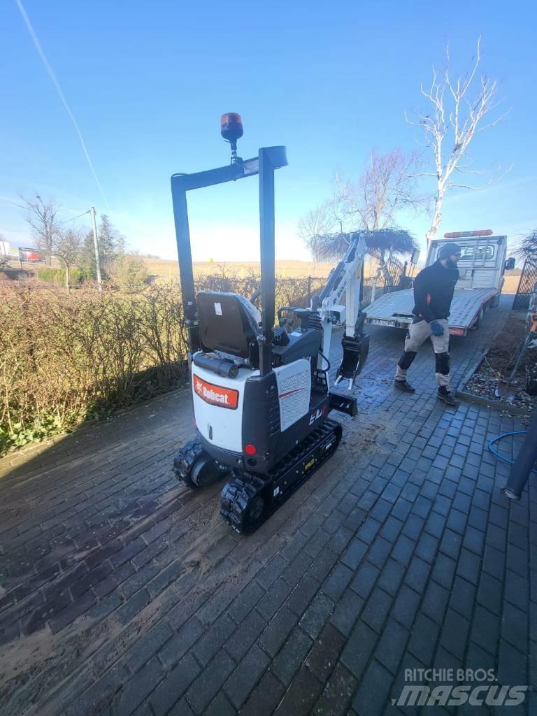 Bobcat E10z Mini bagri <7t