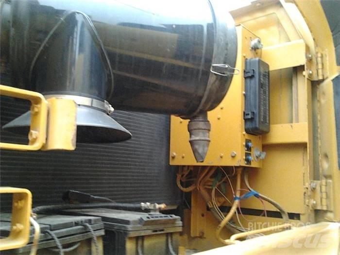 CAT 330 C Bagri goseničarji