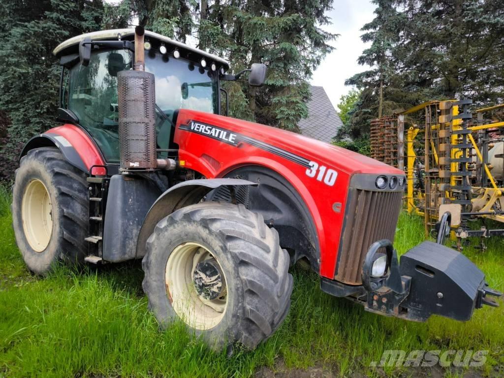 Versatile 310 Traktorji