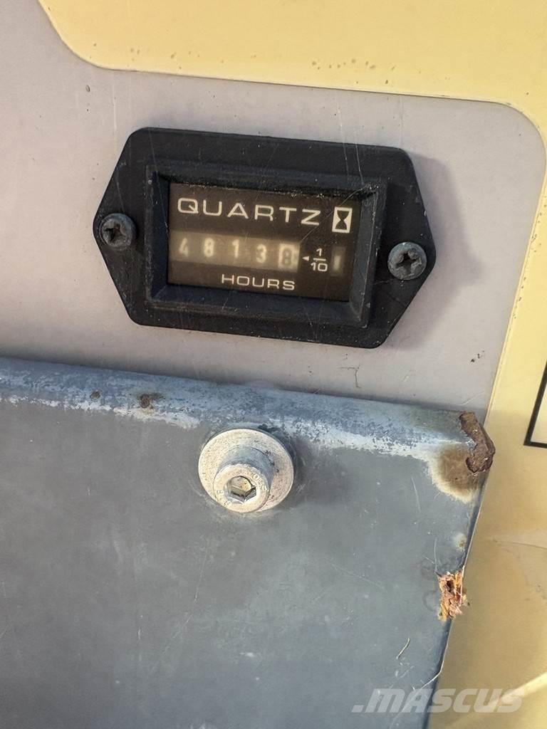 Aichi Sp12c Teleskopske dvižne ploščadi