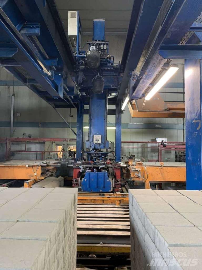  OMAG K1400 Stroji za betonsko galanterijo