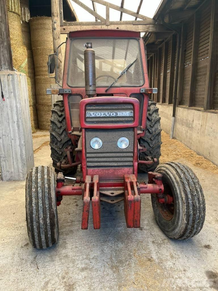 Volvo BM 2250 Traktorji