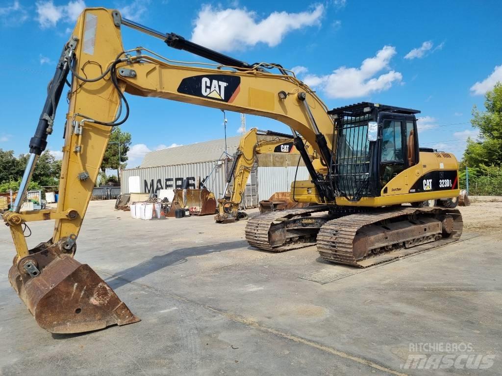 CAT 323 D L Bagri goseničarji