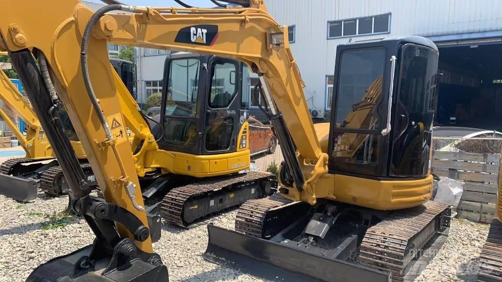 CAT 304 Bagri goseničarji