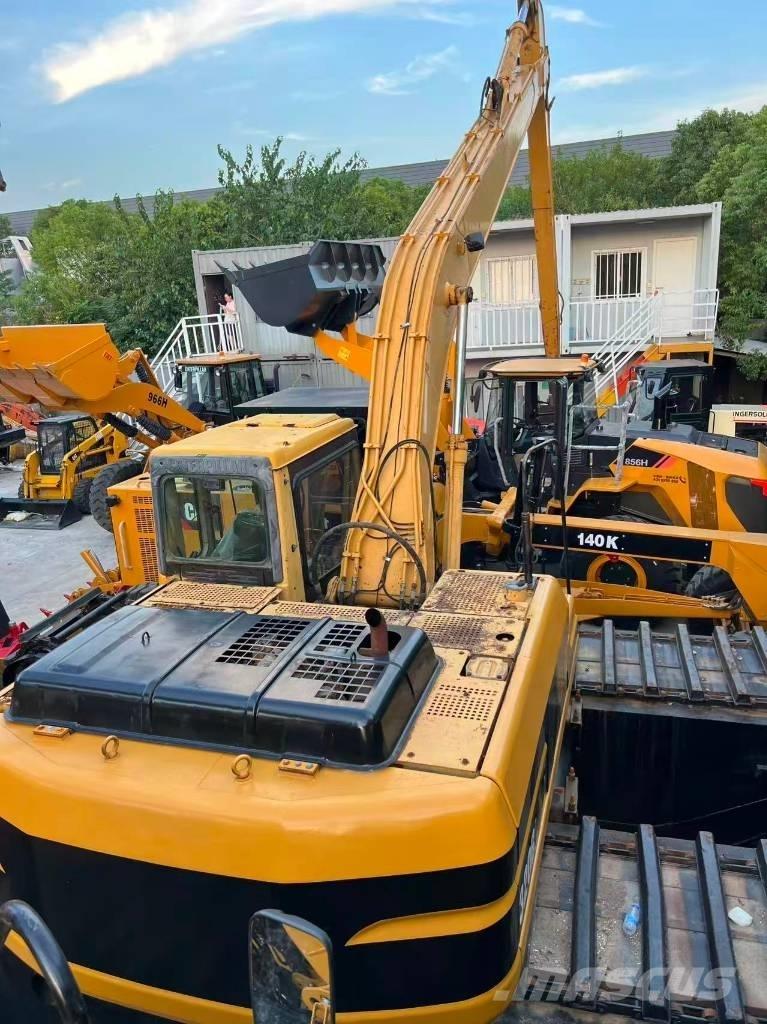 CAT 320 B L Amfibijski bagri