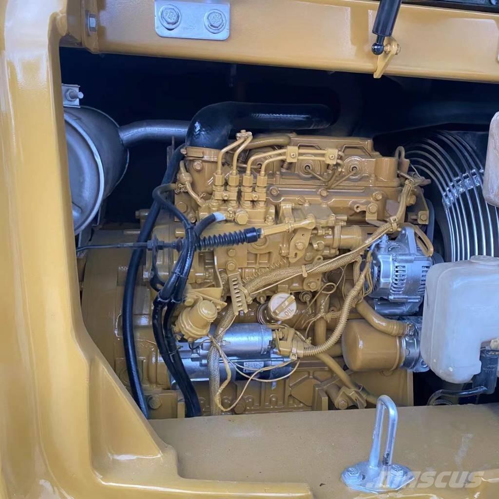 CAT 307 Bagri goseničarji