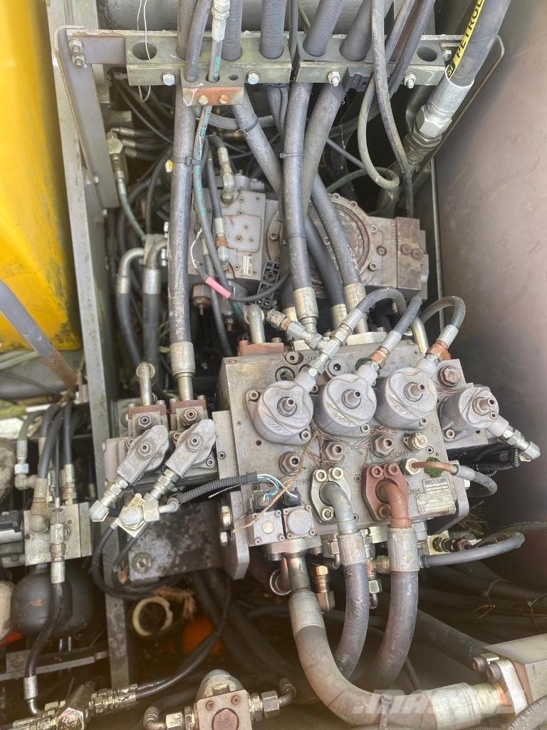 Volvo Ew160B Bagri na kolesih