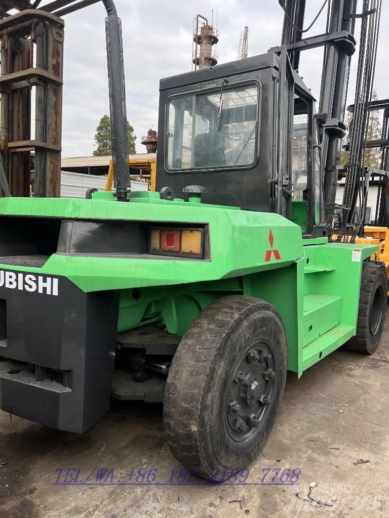 Mitsubishi FD150 Dizelski viličarji