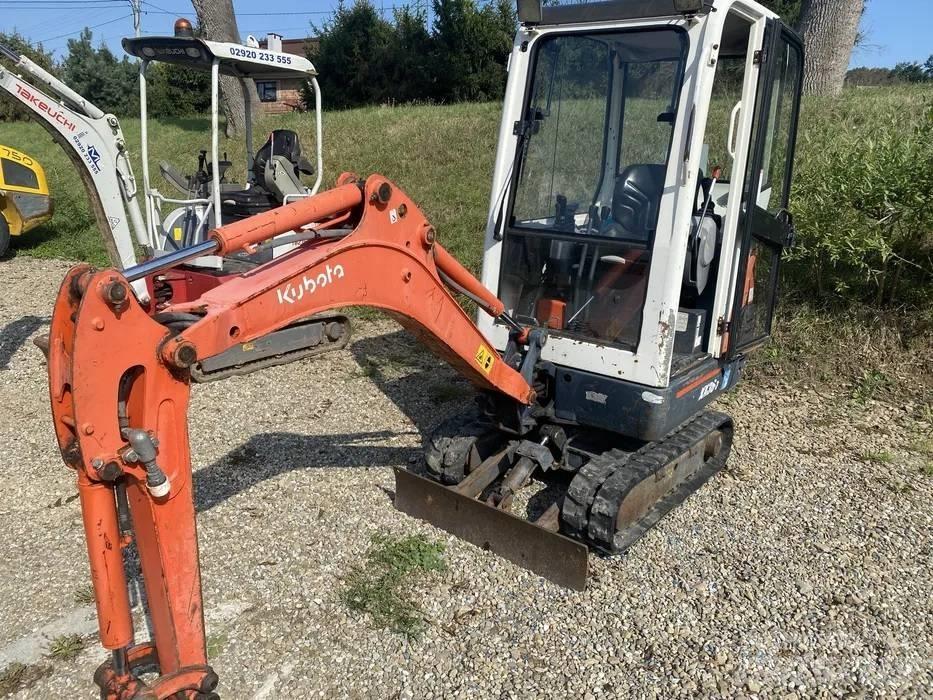 Takeuchi TB 215 R Mini bagri <7t