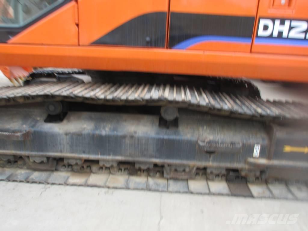Doosan DH 220 LC-7 Bagri goseničarji