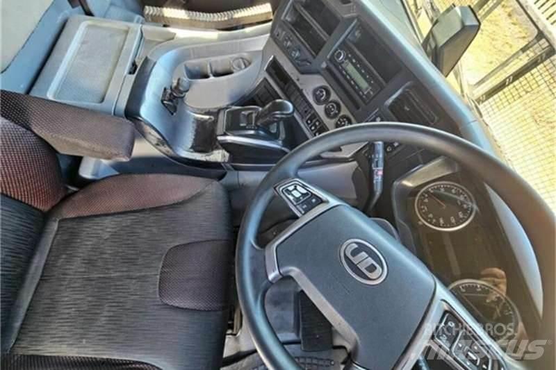 UD TRUCKS QUON Drugi tovornjaki
