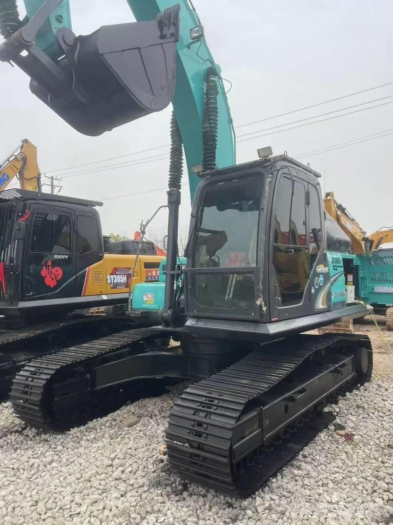 Kobelco 神钢 200 D Midi bagri 7t – 12t