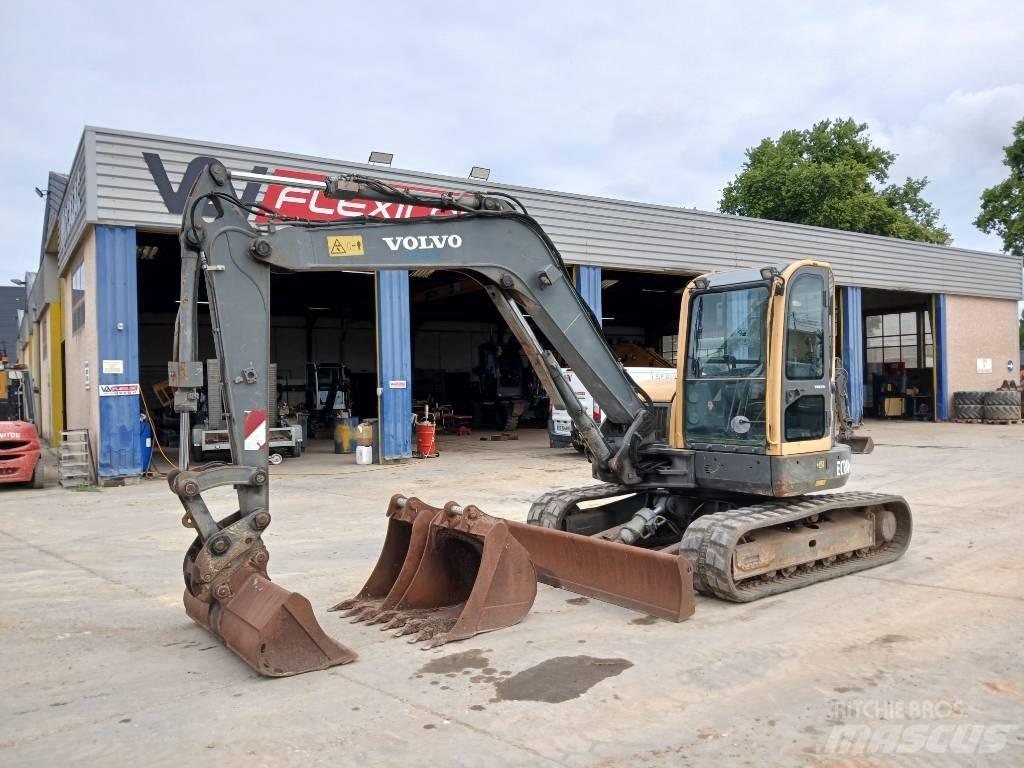 Volvo ECR 88 PLUS Midi bagri 7t – 12t
