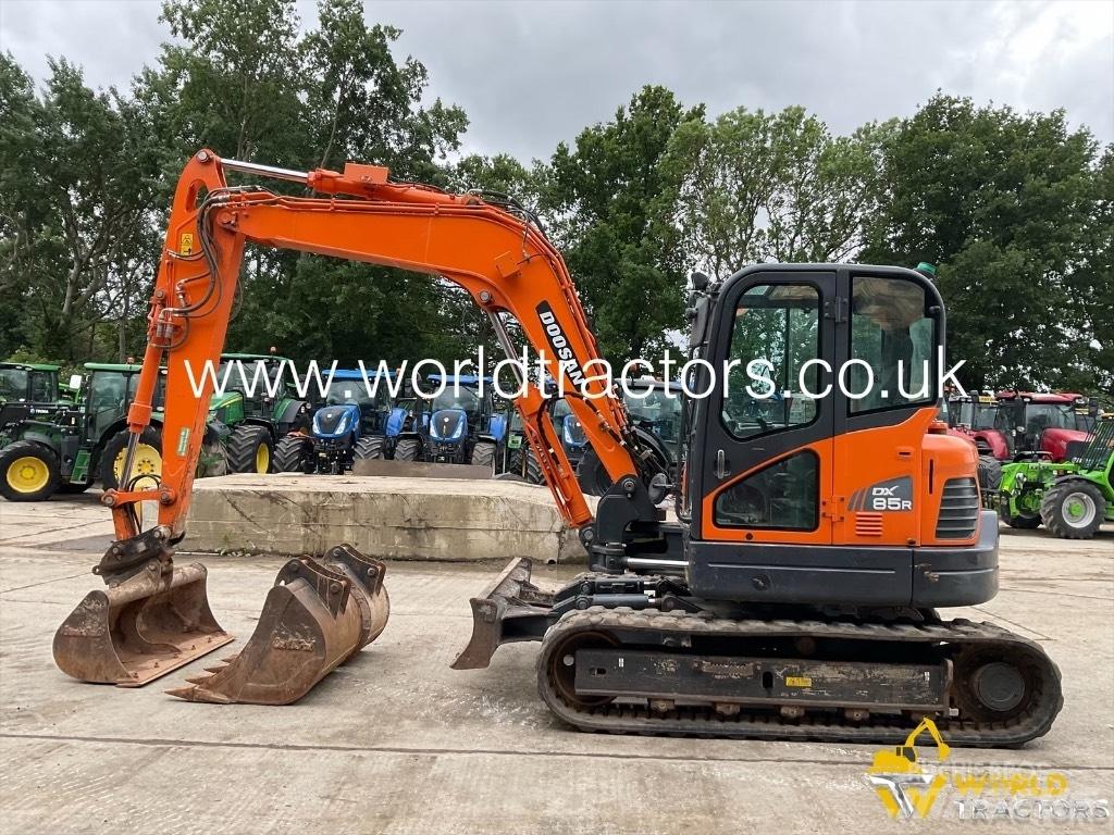 Doosan DX 85 R-3 Midi bagri 7t – 12t