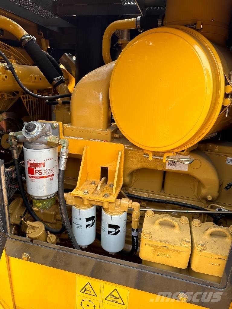 Shantui SD22 Buldožerji goseničarji