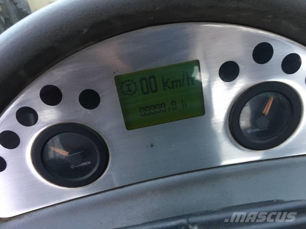 Terex TL 260 Kolesni nakladalci