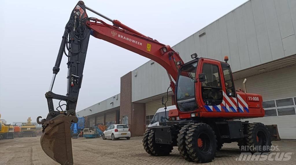 Fiat-Hitachi EX135W Bagri na kolesih