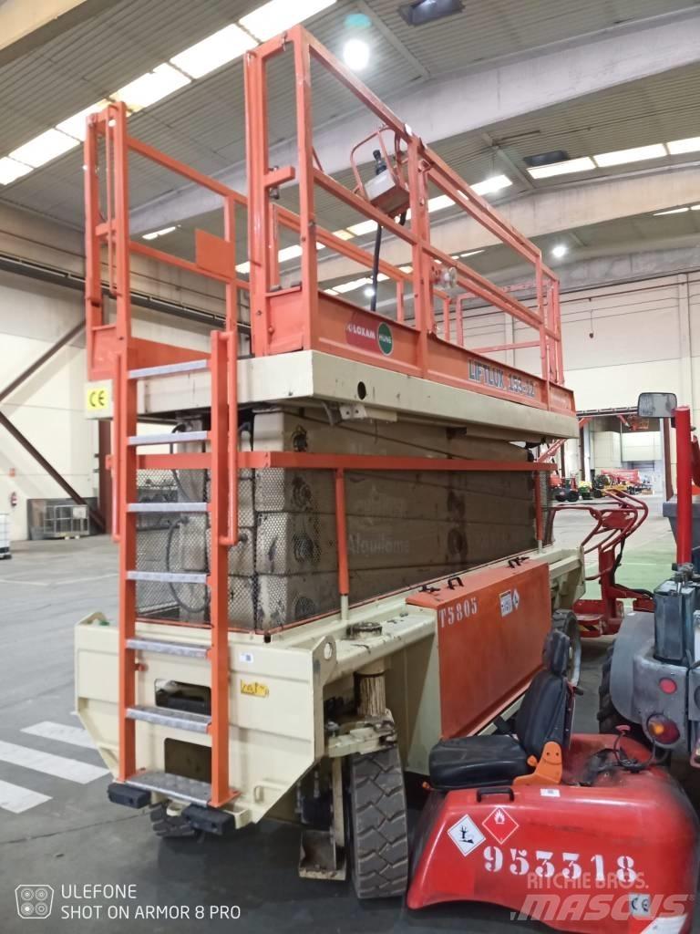 JLG SL 153-12 Škarjaste dvižne ploščadi