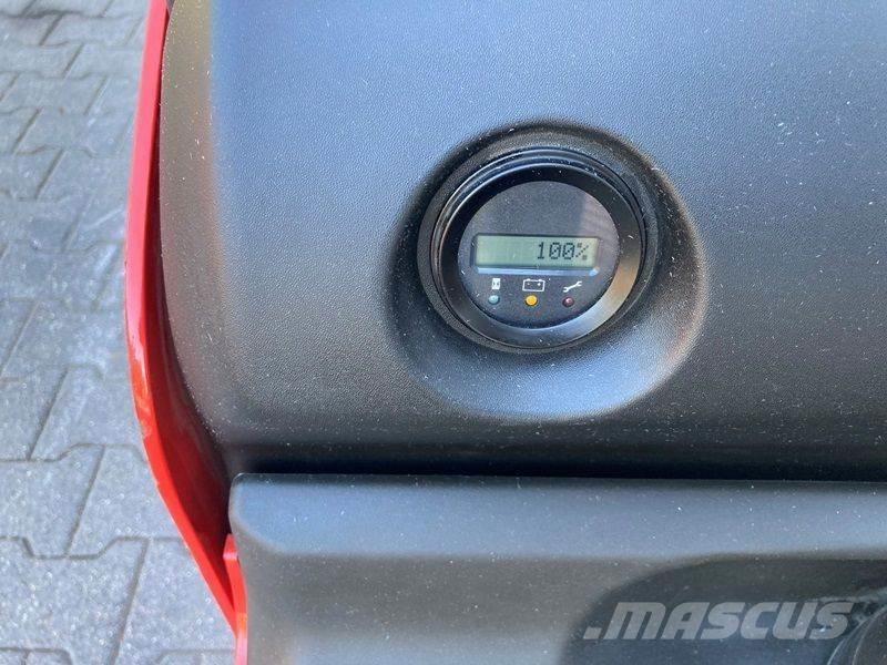 Manitou EP 16S AC Ročni električni viličar