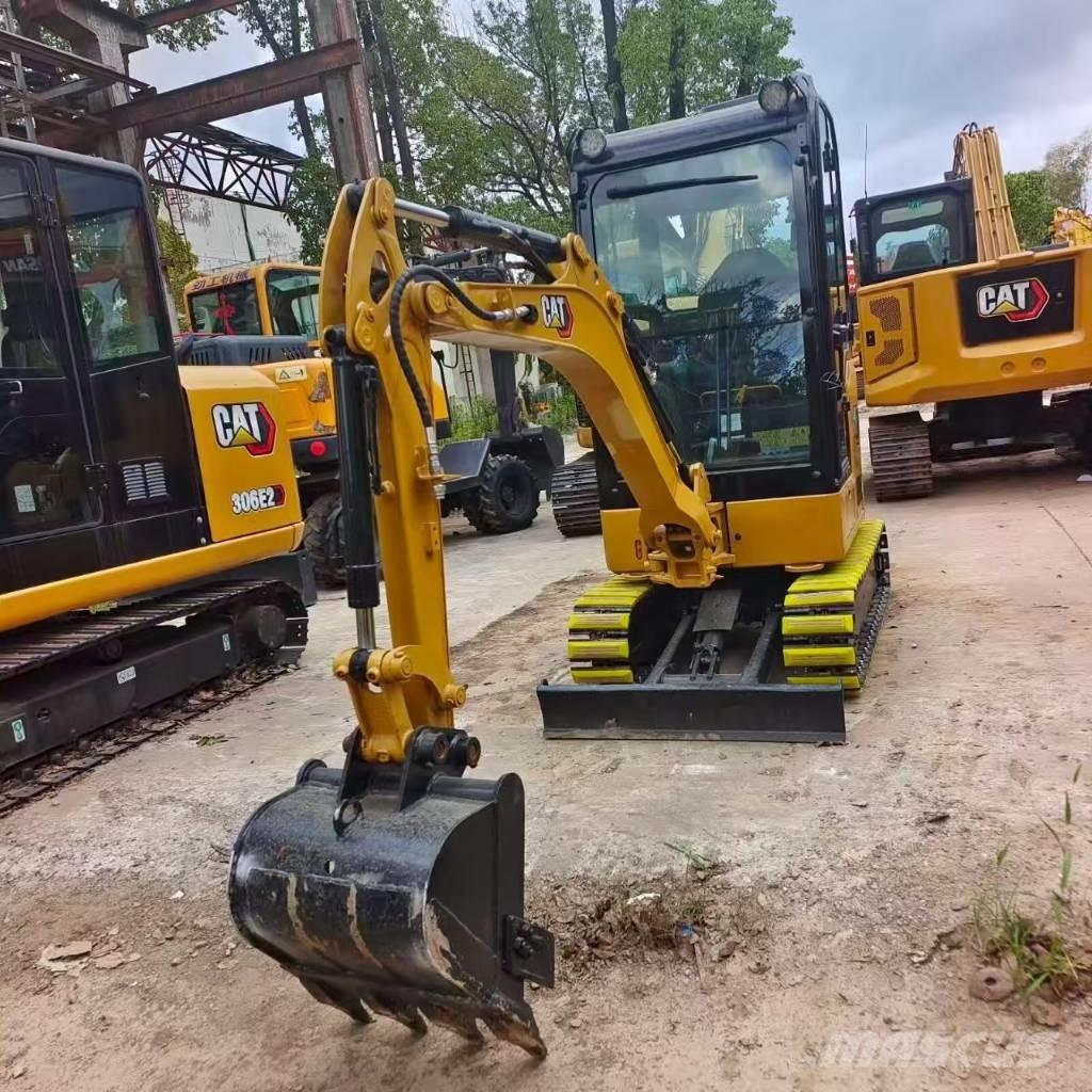 CAT 302 CR Mini bagri <7t