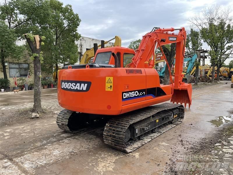 Doosan DX150 Bagri goseničarji