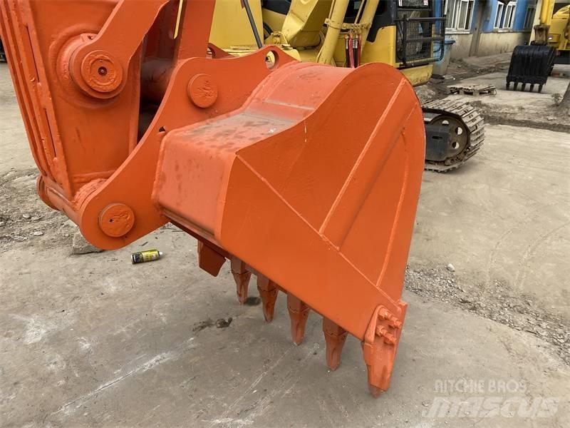 Doosan DX150 Bagri goseničarji