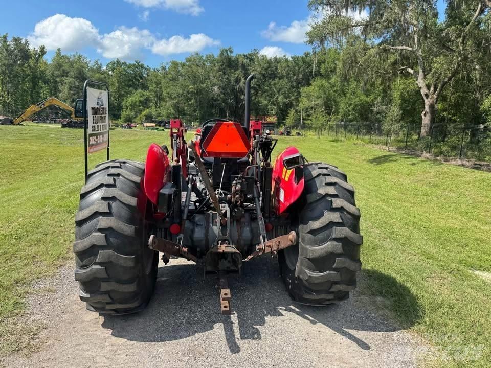 Massey Ferguson 2635 Traktorji
