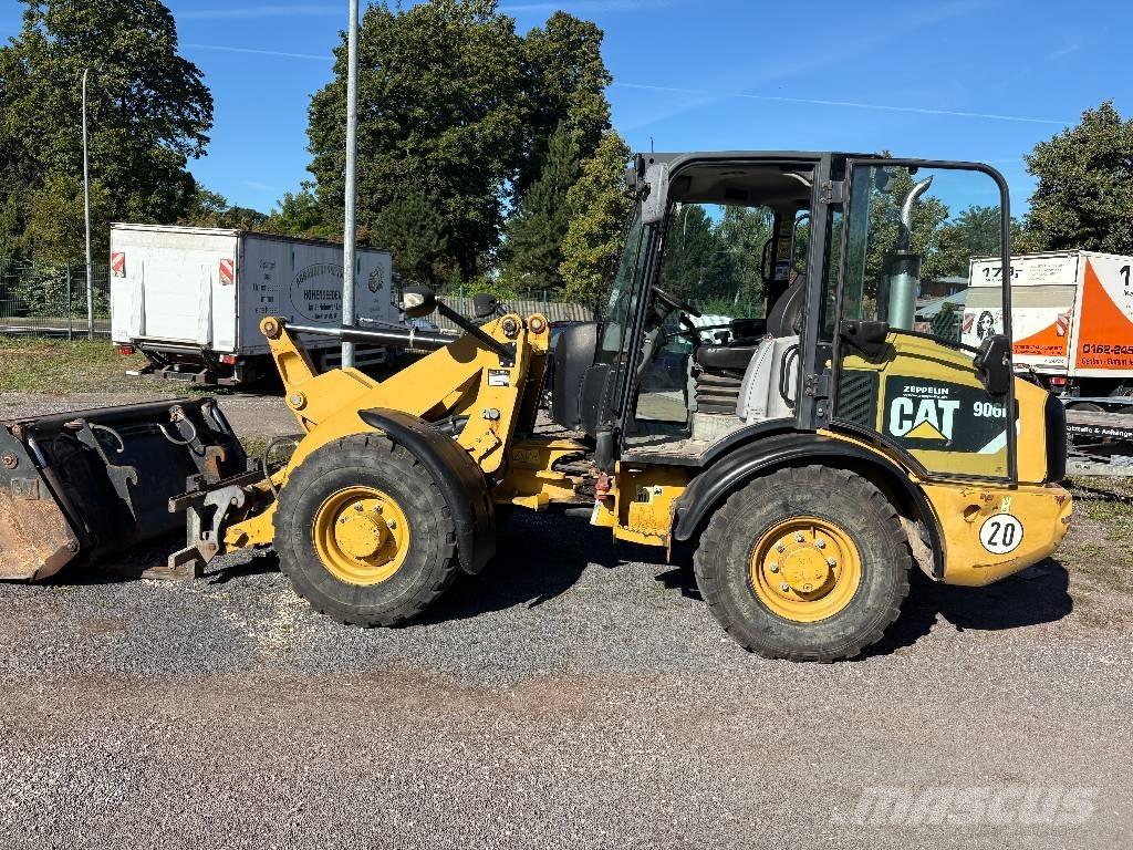 CAT 906 H Kolesni nakladalci