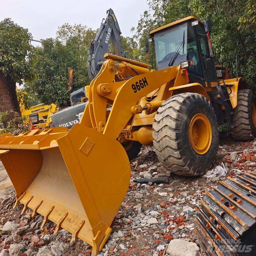 CAT 966G Kolesni nakladalci