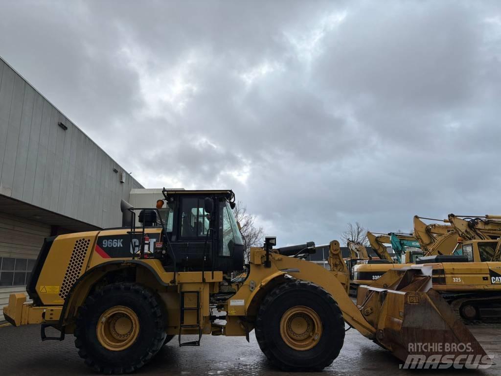 CAT 966 K Kolesni nakladalci