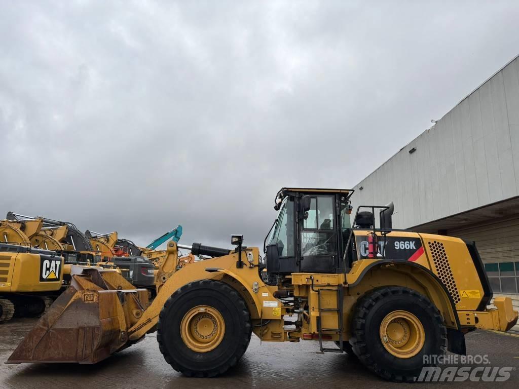 CAT 966 K Kolesni nakladalci
