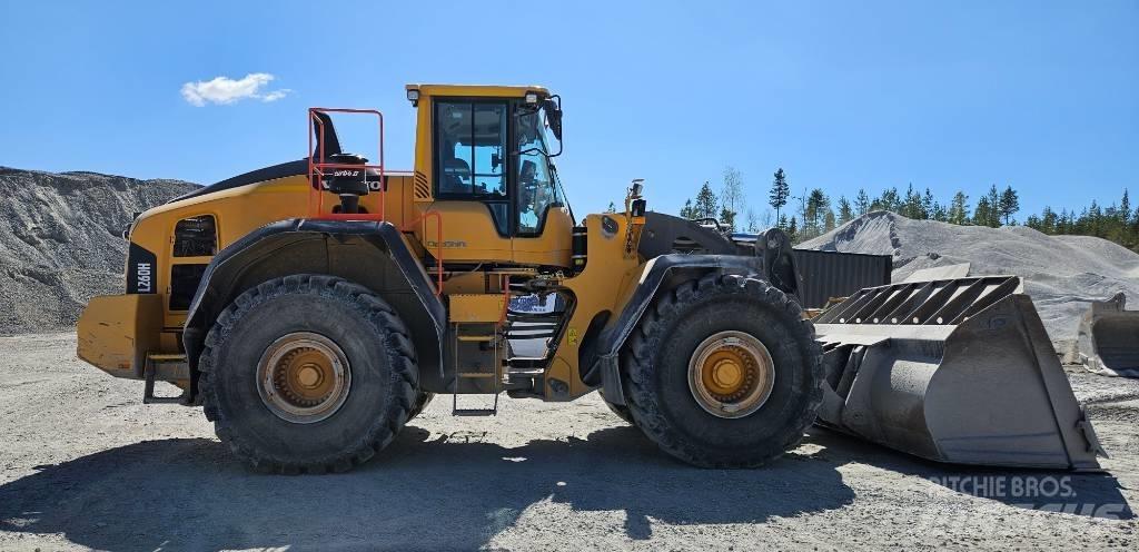 Volvo L 260 H Kolesni nakladalci