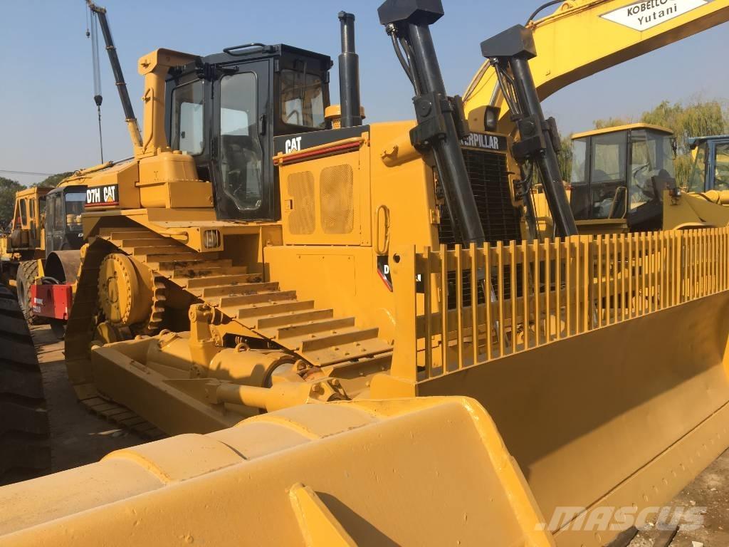 CAT D7H Buldožerji goseničarji