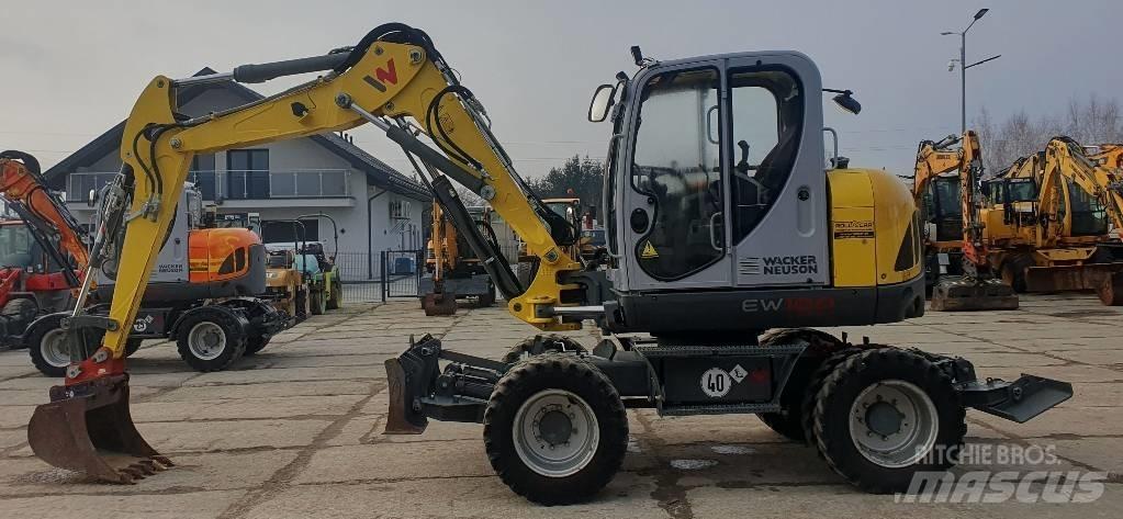 Wacker EW100 Bagri na kolesih