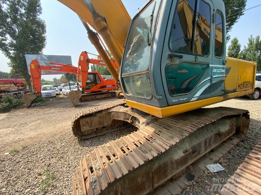 Kato HD 1023 R Bagri goseničarji