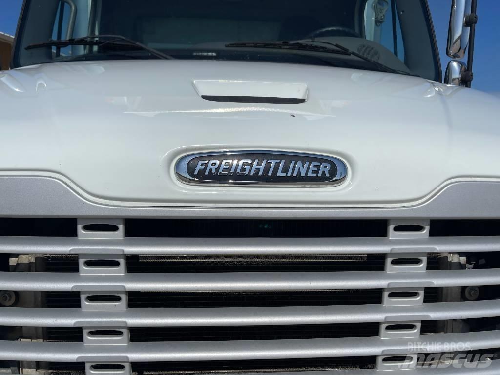 Freightliner M 106 Tovornjaki hladilniki
