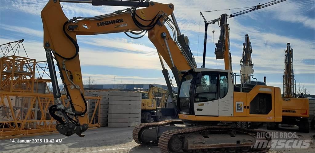 Liebherr R934 Bagri goseničarji