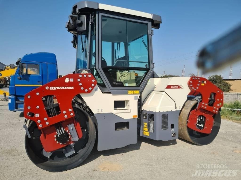 Dynapac CC2200 Dvojni valjarji