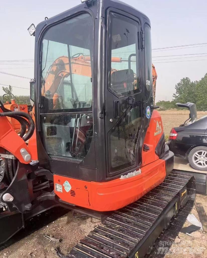 Kubota 161 Mini bagri <7t