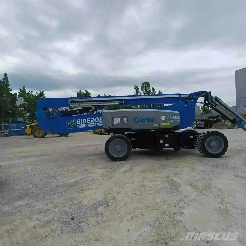 Genie ZX 135 Zglobne dvižne ploščadi
