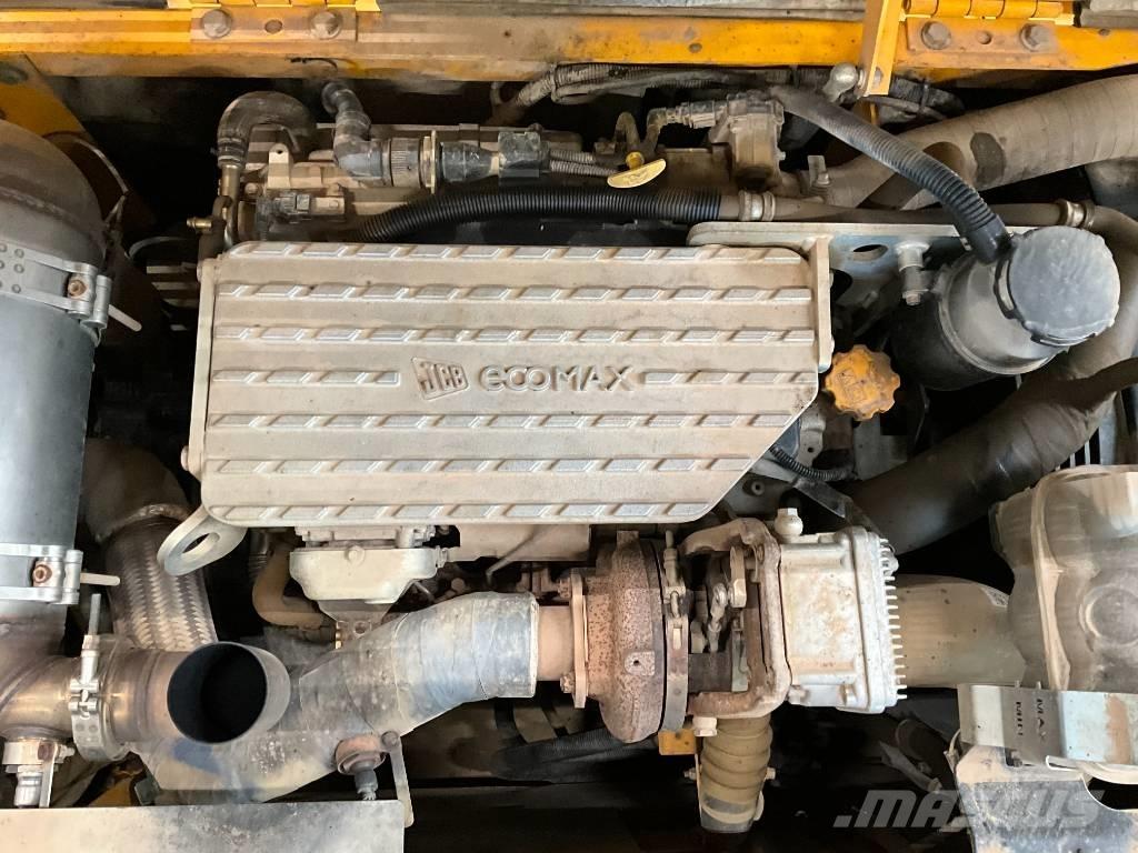 JCB JS 130 LC Bagri goseničarji