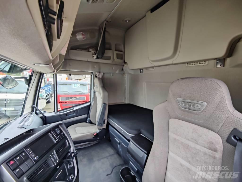 Iveco AS 440 S50 Vlačilci