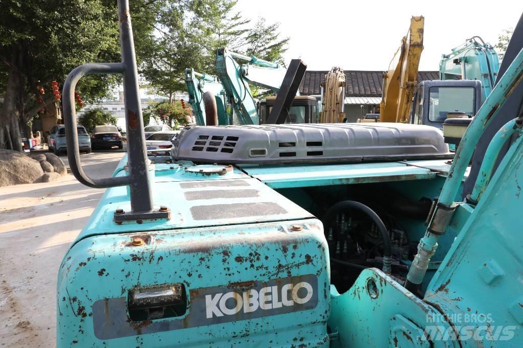 Kobelco SK 210-8 Bagri goseničarji