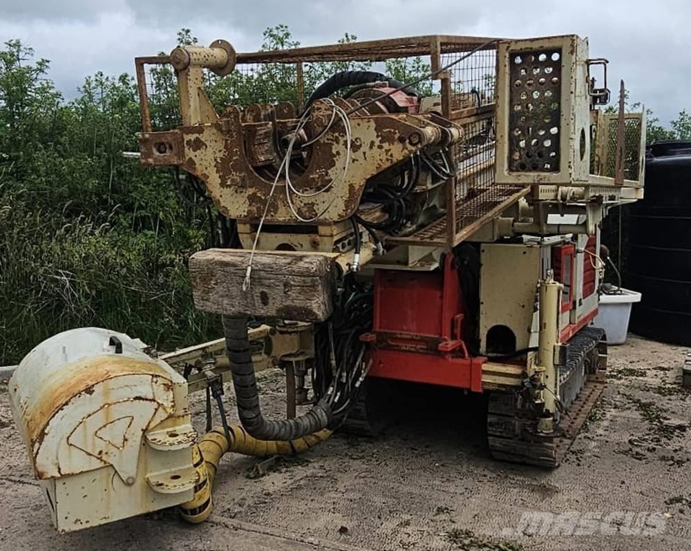 Comacchio MC 405 Težki vrtalni stroji