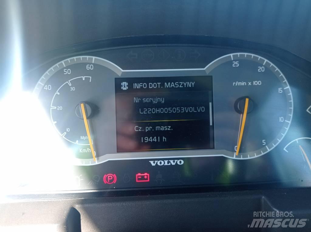 Volvo L 220 H Kolesni nakladalci