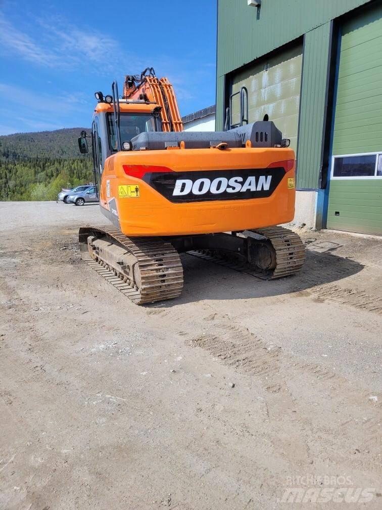 Doosan DX 180 LC Bagri goseničarji