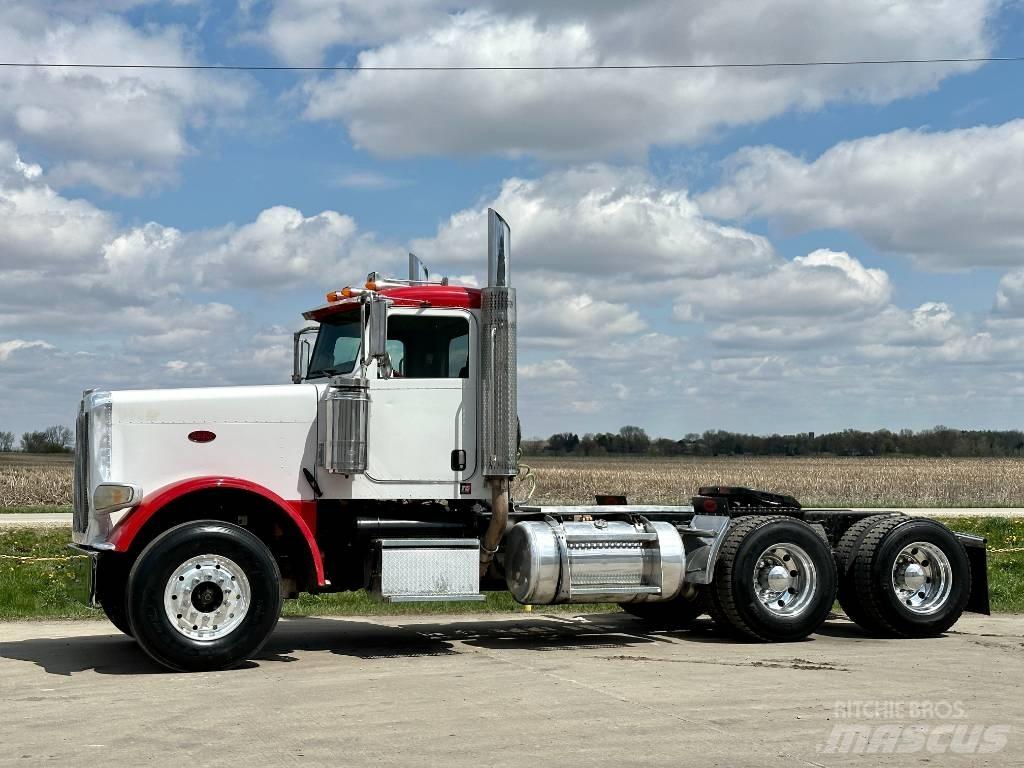 Peterbilt 388 Vlačilci