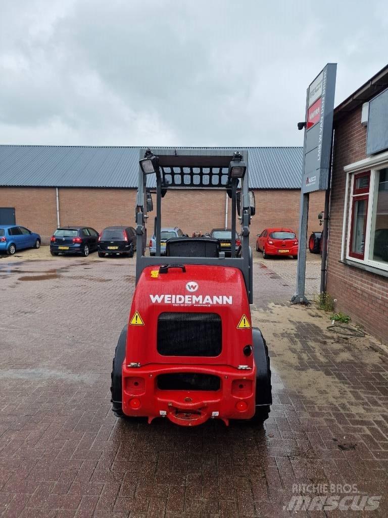 Weidemann 1160 Večnamenski nakladalci